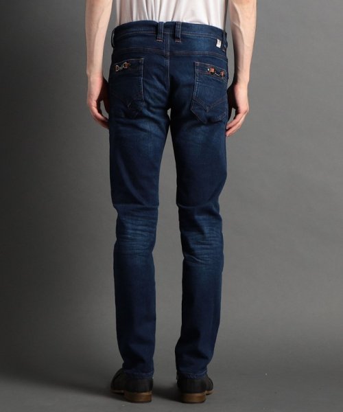 黒顔料ビットデニムパンツ 