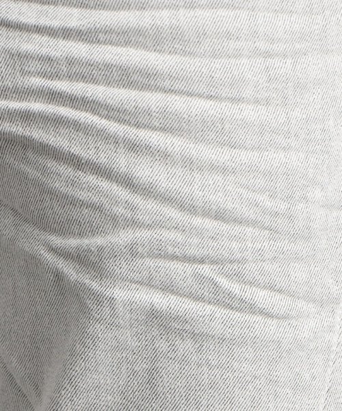 黒顔料ビットデニムパンツ 