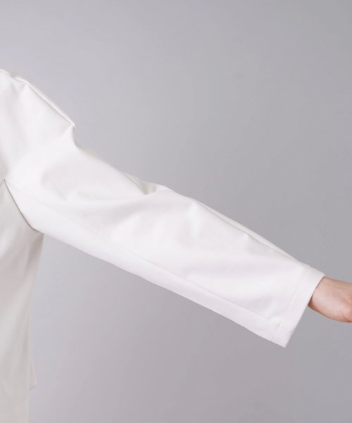 ノーカラージャケット 