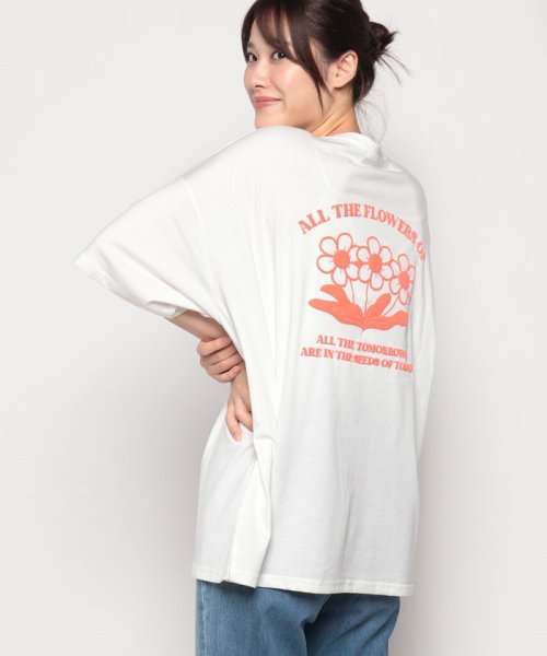 NICE CLAUP OUTLET(ナイスクラップ　アウトレット)/発泡お花BACKプリントTシャツ/img37