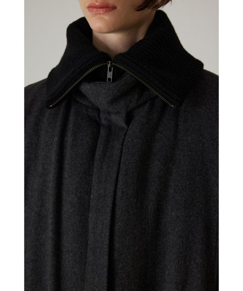 Back side down combination CT side down combination 毛76%ナイロン23%ポリウレタン1%中わた ダウン81%フェザー19%裏地 CT