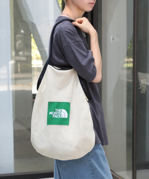 THE NORTH FACE(ザノースフェイス)/◎韓国ノース限定商品◎【THE NORTH FACE / ザ・ノースフェイス】CIRCULAR TOTE / サーキュラー トートバッグ NF0A81BW/img06