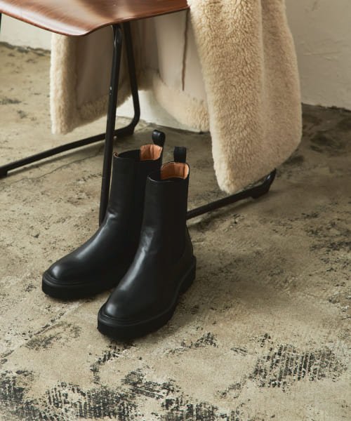 タンクソールサイドゴアブーツ LUCA GROSSI ショートブーツ F427T CAPRI サイドゴア 軽量 KUE1346827916(10368円)