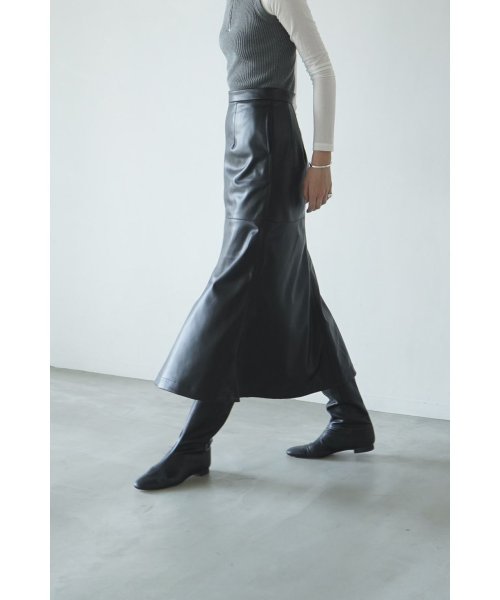 CLANE(クラネ)/VEGAN LEATHER LONG SKIRT/img03