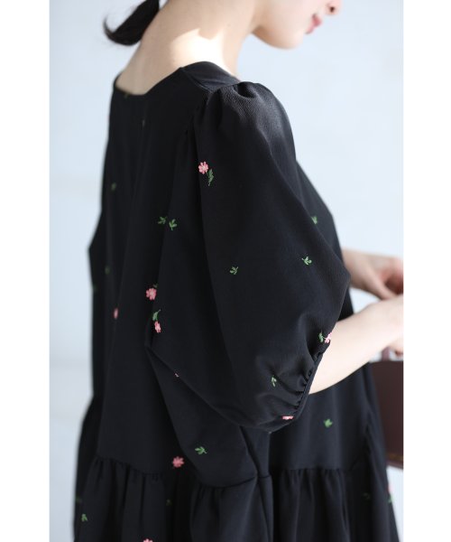 CAWAII(カワイイ)/散りばめた小花刺繍のバルーン袖ロングワンピース/img17