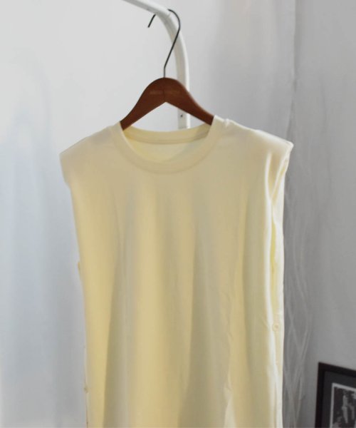 ARGO TOKYO(アルゴトウキョウ)/Side Button Shoulder Pat T－shirt　24085 サイドボタンショルダーパットTシャツ　Tシャツ　パット付きTシャツ　サイドボタン　/img18
