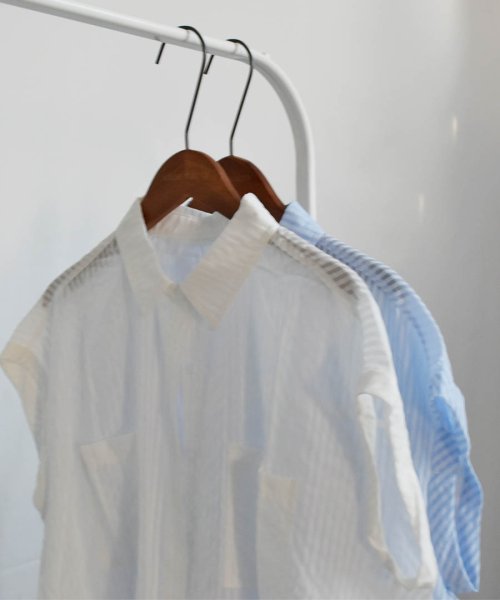 ARGO TOKYO(アルゴトウキョウ)/French Sleeve Big Pocket Stripe Blouse　23062 フレンチスリーブビッグポケットストライプブラウス　ストライプブラウス　/img01