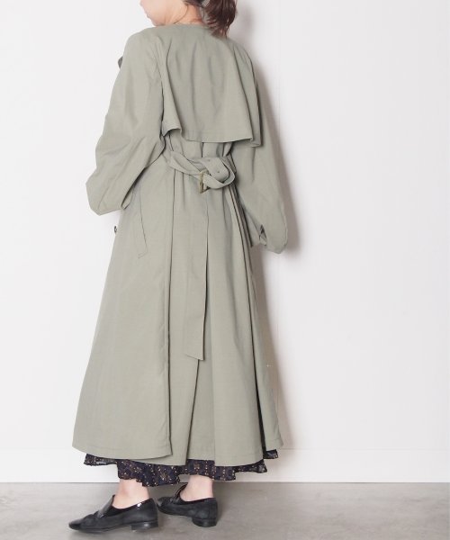 ノーカラートレンチコート 