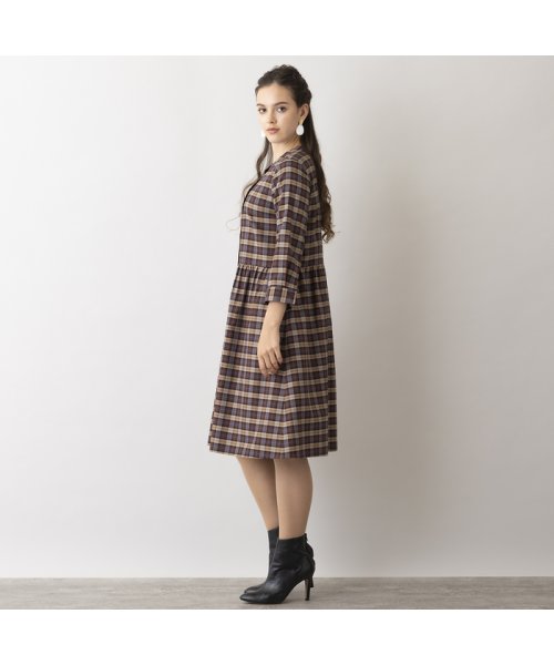 【S・Mサイズ】オーストリア製素材チェック　シャツワンピ 商品説明カジュアルになりすぎない、陰影感のあるチェックが魅力【S・Mサイズ】【小さいサイズあり】【オーストリア製素材】チェックでも大人っぽく着られるよう、陰影感と落ち着き L1951509722(14960円)
