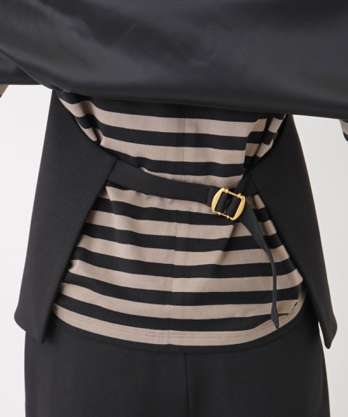 【小林ゆりさん着用】ケープ風ジャケット【NEMIKA×Number】 