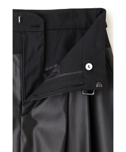 フェイクレザースカート 