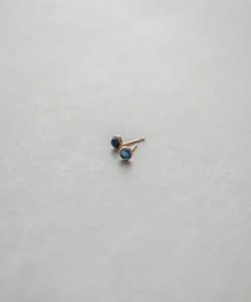 ff by decor urban research　ストーンピアス など urban ff by decor 忍耐