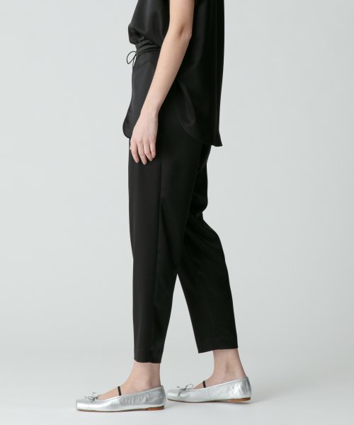 サテンイージーパンツ 