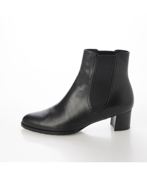 サイドゴアレザーショートブーツ 
