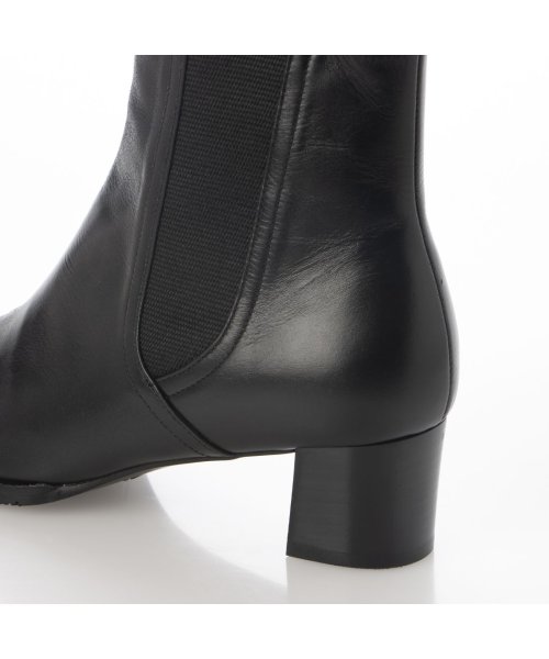 サイドゴアレザーショートブーツ 