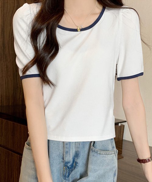 Dewlily(デューリリー)/バイカラーTシャツ 韓国ファッション 10代 20代 30代 カジュアル シンプル 無地 おしゃれ きれいめ 大人 上品 パイピング/img02