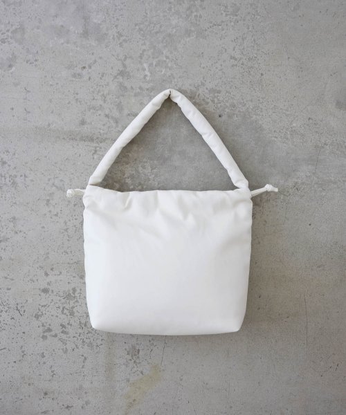 【EFOLE】フェイクレザー パデット ドローストリング トート バッグ 人気・おすすめ｜売れ筋商品・話題商品におすすめ 品質チェック済み 安心配送 今月のおすすめ