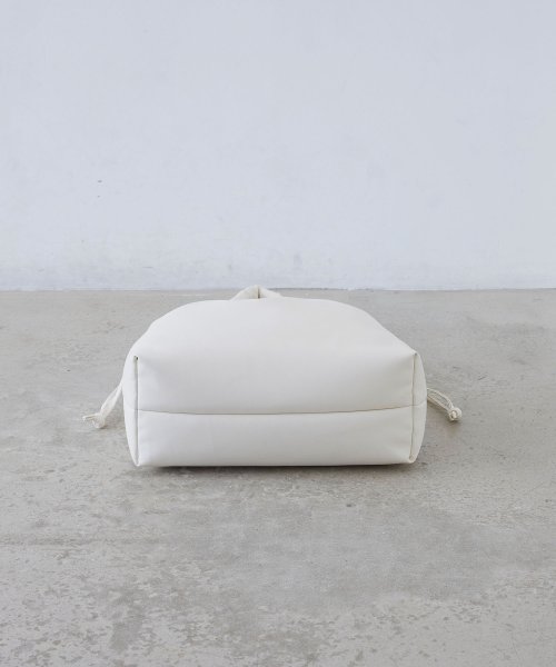 【EFOLE】フェイクレザー パデット ドローストリング トート バッグ 人気・おすすめ｜売れ筋商品・話題商品におすすめ 品質チェック済み 安心配送 今月のおすすめ