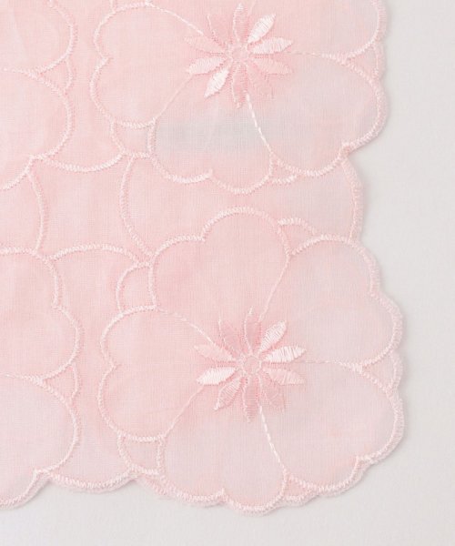 TOCCA(TOCCA)/【HANDKERCHIEF COLLECTION】AIRLY FLOWER HANDKERCHIE ハンカチ/img01