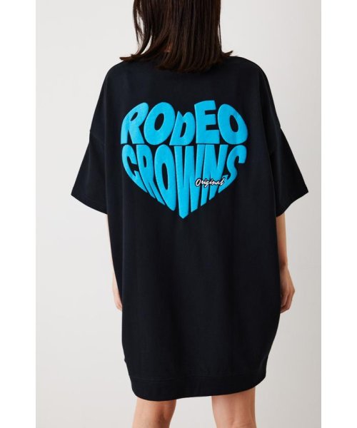 RODEO CROWNS WIDE BOWL(ロデオクラウンズワイドボウル)/Heart logo BY半袖ワンピース/img03
