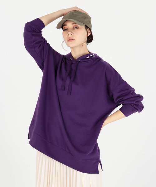 To b. by agnes b. OUTLET(トゥー　ビー　バイ　アニエスベー　アウトレット)/【Outlet】WU88 HOODIE ロゴボーイズフーディー/img01