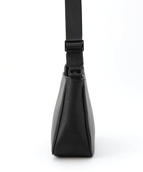 レザーショルダーバッグ 品番/3862