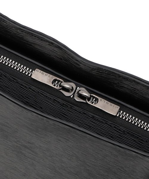 レザーショルダーバッグ 品番/3862