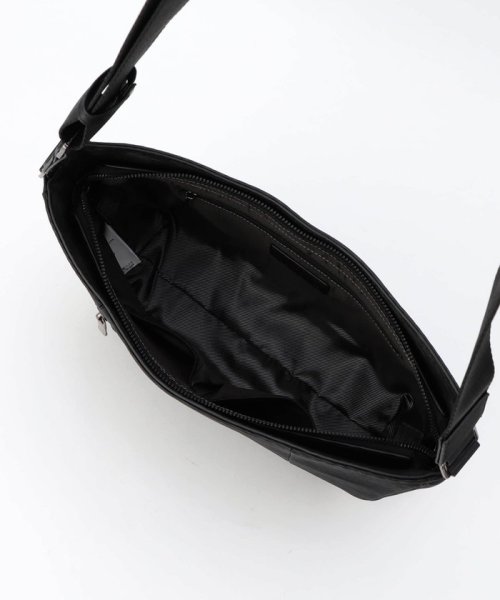 レザーショルダーバッグ 品番/3862