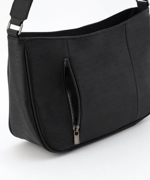 レザーショルダーバッグ 品番/3862