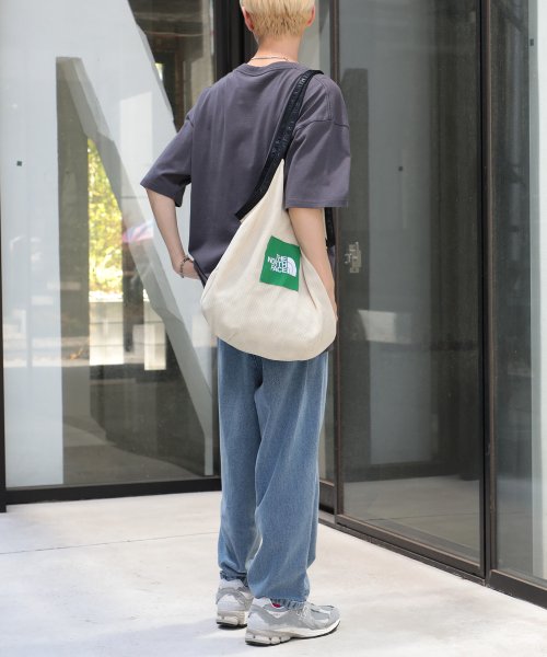 THE NORTH FACE(ザノースフェイス)/◎韓国ノース限定商品◎【THE NORTH FACE / ザ・ノースフェイス】CIRCULAR TOTE / サーキュラー トートバッグ NF0A81BW/img08