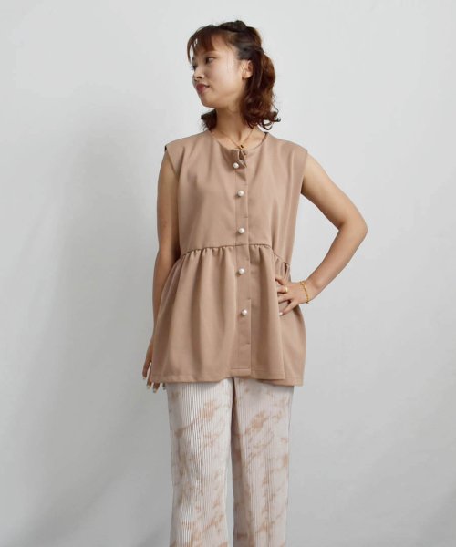 ARGO TOKYO(アルゴトウキョウ)/Pearl Button French Sleeve Hem Gather Tops 24094 パールボタンフレンチスリーブヘムギャザートップス　ギャザートッ/img04