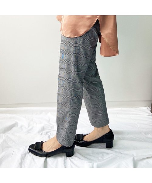 【3E】ローヒールスクエアパンプス 3E 本革