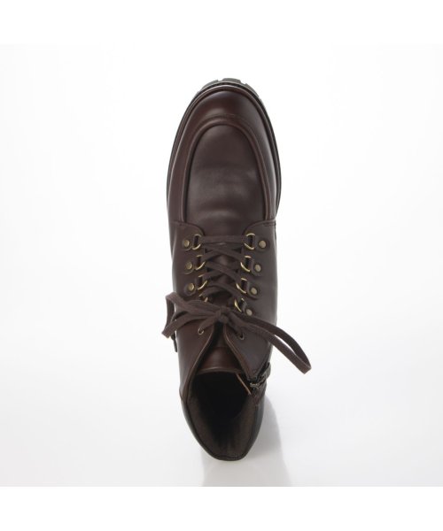 タンクソールレースアップショートブーツ 商品説明マウンテンブーツテイストのショートブーツ。すっきりとしたラストを使用しており、ボリューム感も程良いです。内 E2675385680 (20477円)