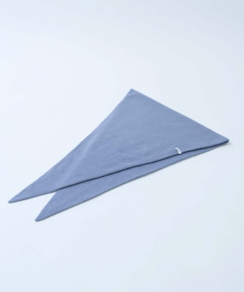 【elegancese / エレガンセーゼ】diamond knit ニットスカーフ ピュアカシミヤ 100% eleganceseの製品は elegancese diamond 全て上質なカシミヤを使用したマフラーです 最高品質とされる内モンゴル産のホワイト原料を使用しており しっとりと柔らかく 使い込むほど風合いが増し フワッと柔らかな肌触りを実感して頂けます 長さ 142cm