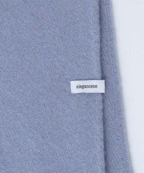 【elegancese / エレガンセーゼ】diamond knit ニットスカーフ ピュアカシミヤ 100% eleganceseの製品は elegancese diamond 全て上質なカシミヤを使用したマフラーです 最高品質とされる内モンゴル産のホワイト原料を使用しており しっとりと柔らかく 使い込むほど風合いが増し フワッと柔らかな肌触りを実感して頂けます 長さ 142cm