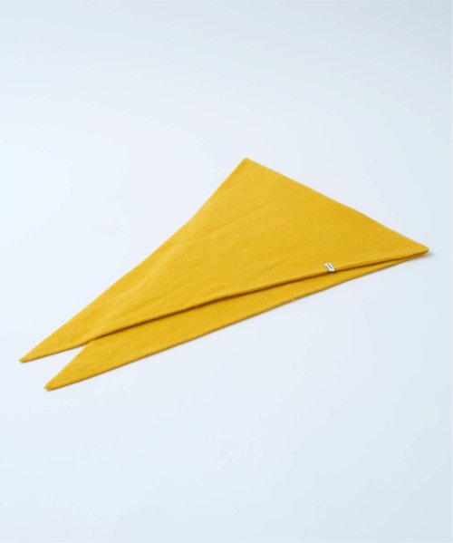 【elegancese / エレガンセーゼ】diamond knit ニットスカーフ ピュアカシミヤ 100% eleganceseの製品は elegancese diamond 全て上質なカシミヤを使用したマフラーです 最高品質とされる内モンゴル産のホワイト原料を使用しており しっとりと柔らかく 使い込むほど風合いが増し フワッと柔らかな肌触りを実感して頂けます 長さ 142cm