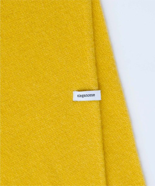 【elegancese / エレガンセーゼ】diamond knit ニットスカーフ ピュアカシミヤ 100% eleganceseの製品は elegancese diamond 全て上質なカシミヤを使用したマフラーです 最高品質とされる内モンゴル産のホワイト原料を使用しており しっとりと柔らかく 使い込むほど風合いが増し フワッと柔らかな肌触りを実感して頂けます 長さ 142cm