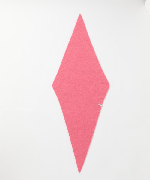 【elegancese / エレガンセーゼ】diamond knit ニットスカーフ ピュアカシミヤ 100% eleganceseの製品は elegancese diamond 全て上質なカシミヤを使用したマフラーです 最高品質とされる内モンゴル産のホワイト原料を使用しており しっとりと柔らかく 使い込むほど風合いが増し フワッと柔らかな肌触りを実感して頂けます 長さ 142cm