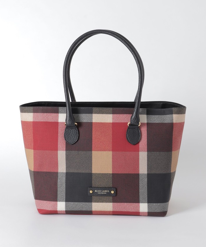 Burberry blue store label japan 2018