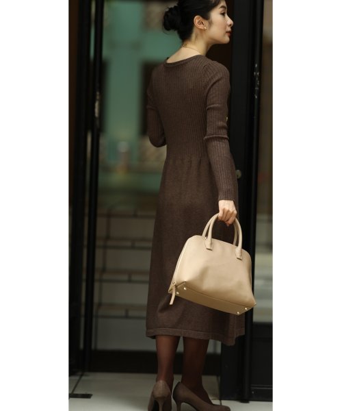 何にでも合う本革上質バッグ 