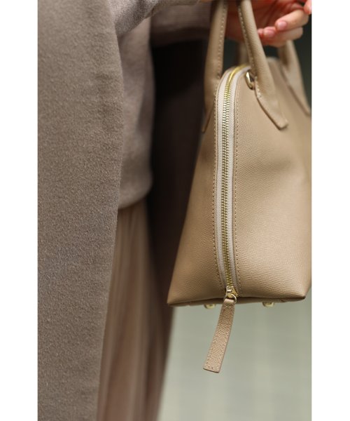 何にでも合う本革上質バッグ 