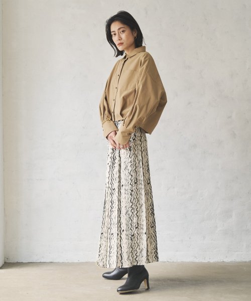 【Audrey and John Wad】ペイントライクワンウェイプリーツスカート ヒップ95 2cm H164 B79 W58 H82