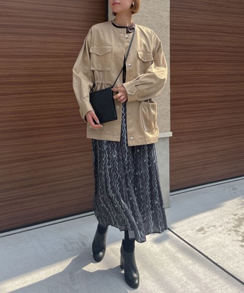 【Audrey and John Wad】ペイントライクワンウェイプリーツスカート ヒップ95 2cm H164 B79 W58 H82