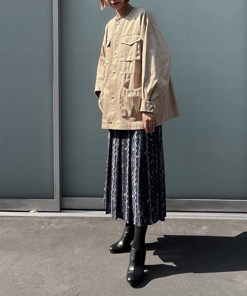 【Audrey and John Wad】ペイントライクワンウェイプリーツスカート ヒップ95 2cm H164 B79 W58 H82