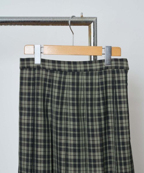 【Audrey and John Wad】オーバーチェックプリーツスカート 