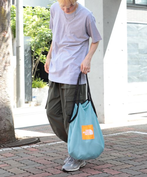 THE NORTH FACE(ザノースフェイス)/◎韓国ノース限定商品◎【THE NORTH FACE / ザ・ノースフェイス】CIRCULAR TOTE / サーキュラー トートバッグ NF0A81BW/img17