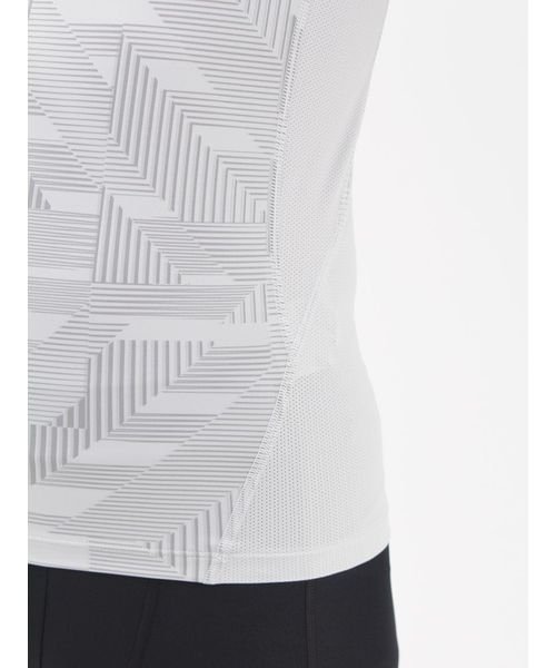 UNDER ARMOUR(アンダーアーマー)/UA ISO－CHILL COMPRESSION LONG SLEEVE NOVELTY/img08