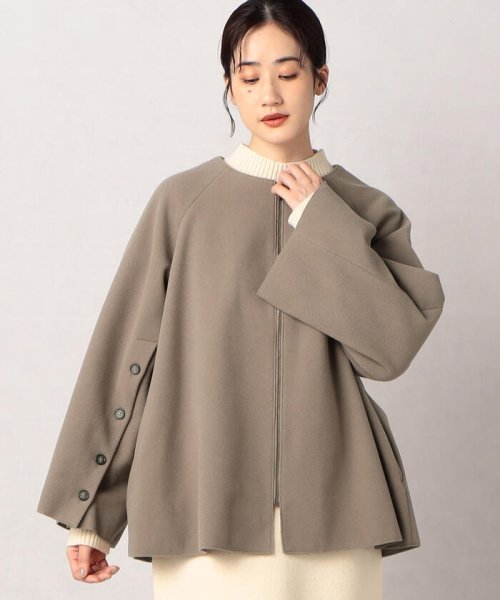 オープンスリーブ　ケープコート …… B82 W57 H84