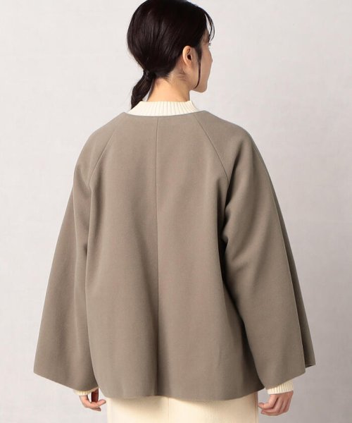 オープンスリーブ　ケープコート …… B82 W57 H84