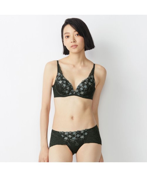 AMO'S STYLE by Triumph(アモスタイルバイトリンプ)/夢みるブラ DeepV ブラジャー アモスタイル 25thアニバーサリーコレクション 1444　ペールピンク  C~D/img09